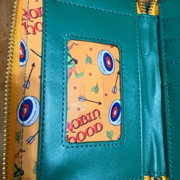Disney Loungefly Robin hood Green Zip Around Wallet - Picture 6 of 10